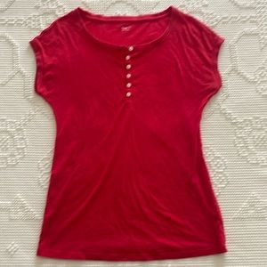 Gap 6 button t-shirt, size XS